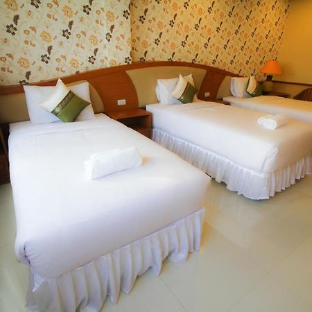 Phoothawee House Otel Chiang Mai Dış mekan fotoğraf