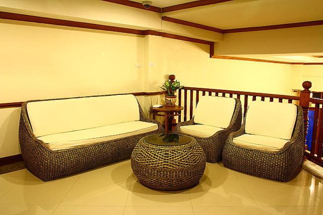 Phoothawee House Otel Chiang Mai Dış mekan fotoğraf